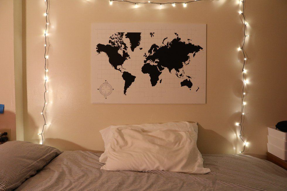 10 Things That Every Girl Needs in Her Dorm Room