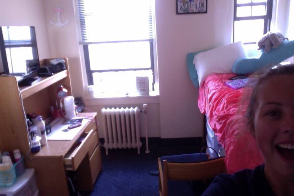 7 Things I Learned From Living Without A Roommate Freshman Year