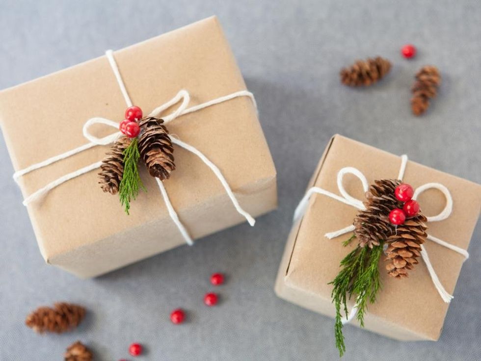 7 Last Minute Crafty/Thrifty Holiday Gifts