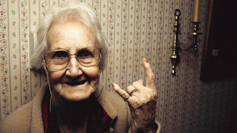 7 Signs You're The Grandma Of Your Friend Group