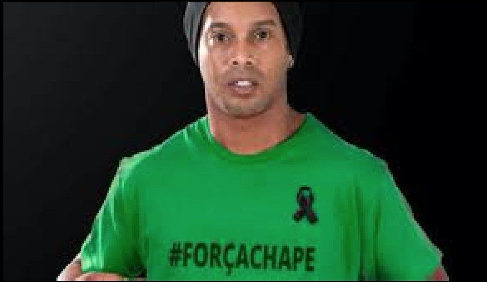 Ronaldinho May Sign With Chapecoense To Help Rebuild