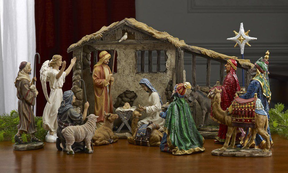 Four Simple Ways Christians Can Focus Christmas on Christ