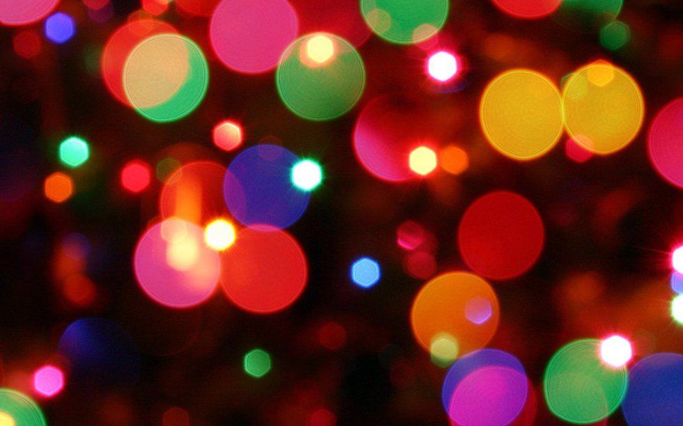 5 Things You Can Do Right Now To Get In The Holiday Spirit