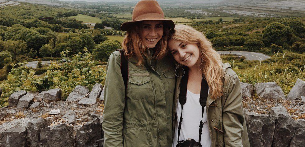 10 Things That Happen When You Travel With Your Bestie