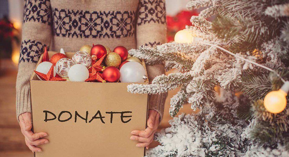 16 Ways To Give Back This Holiday Season