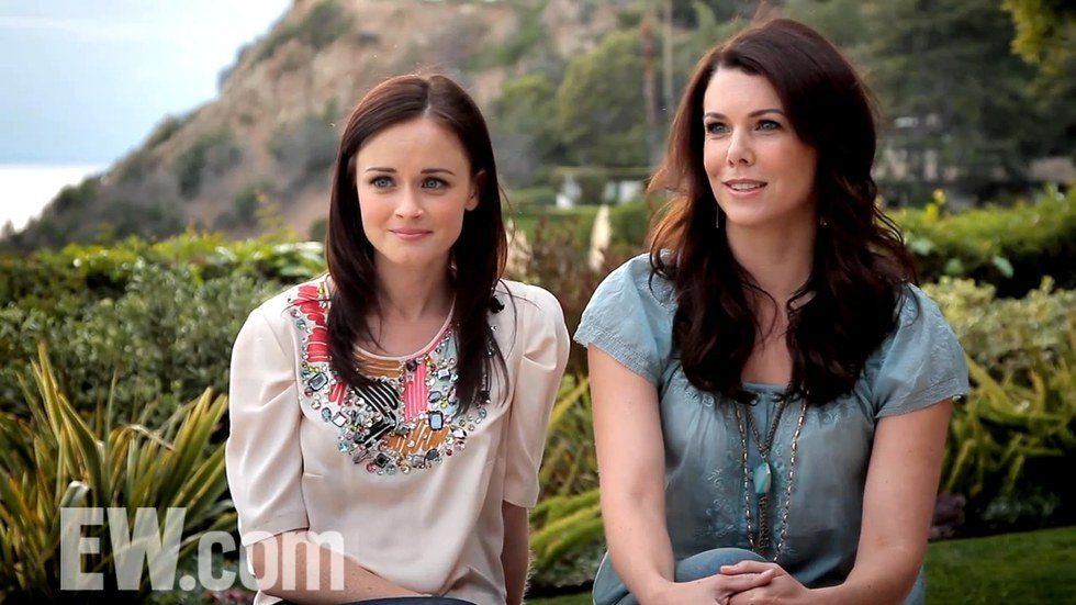 The 5 Things You Need For The Gilmore Girls Revival