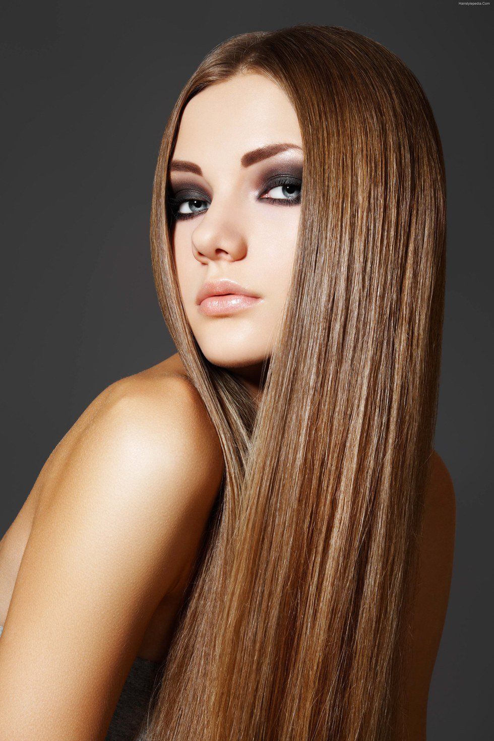 10 Problems girls with straight hair understand