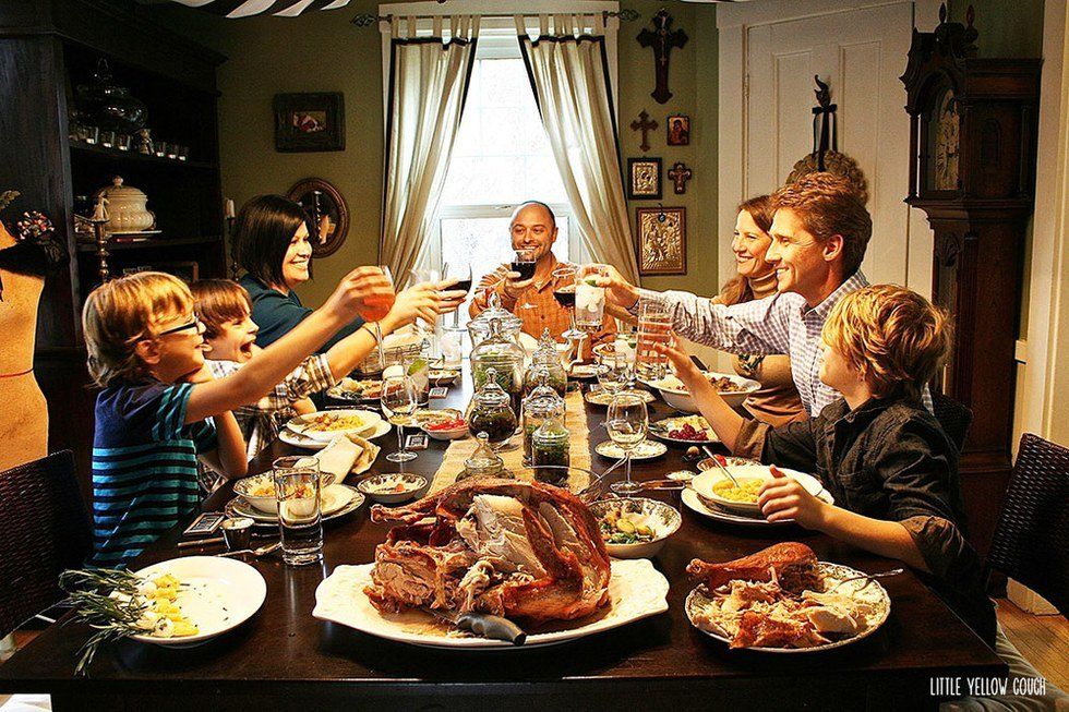 8 Questions to Ask at the Table on Thanksgiving