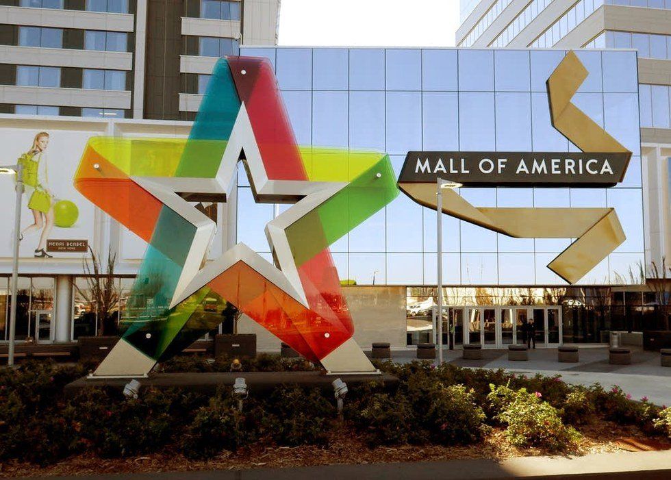 15 Malls And Stores That Will Be Closed Thanksgiving Day