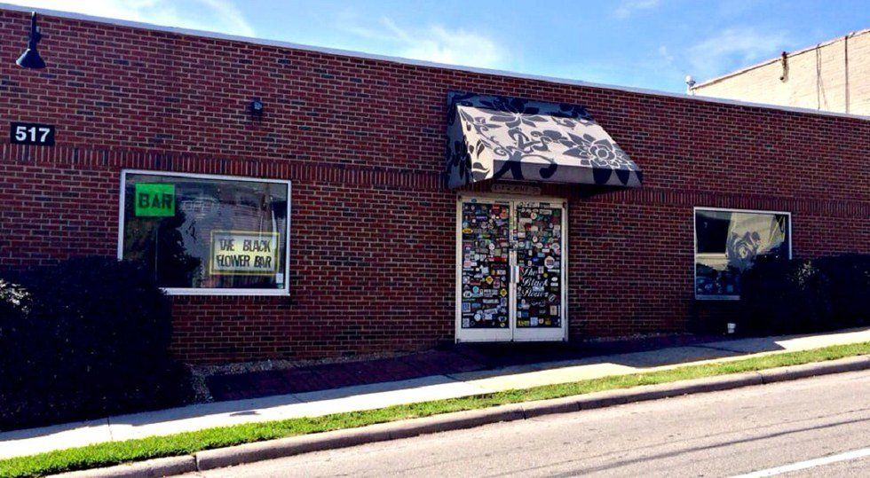 Unsolicited Endorsement: Raleigh's Black Flower Bar