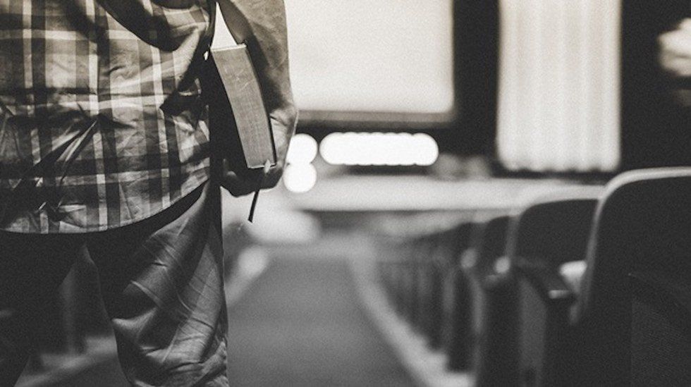 A 7 Step Guide To Surviving Church As An Introvert