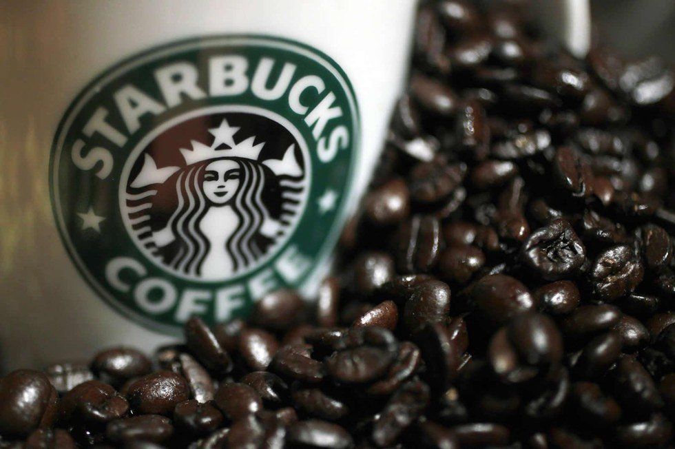 The Best Starbucks Drinks For The Fall And Winter Seasons