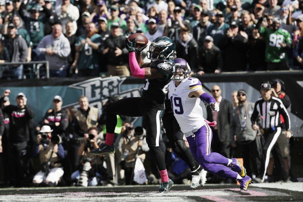 Birds Back On Track: Eagles Defeat Vikings 21-10