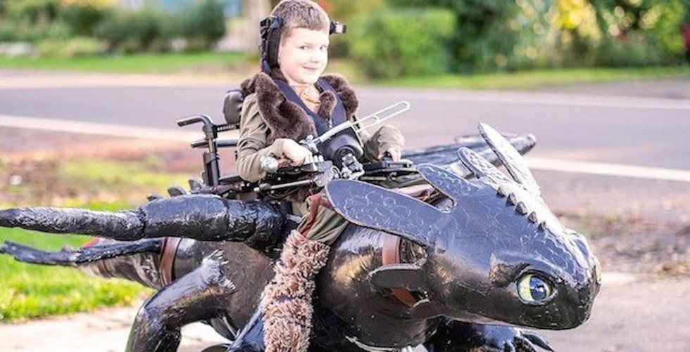 12 Brilliant Wheelchair Halloween Costumes