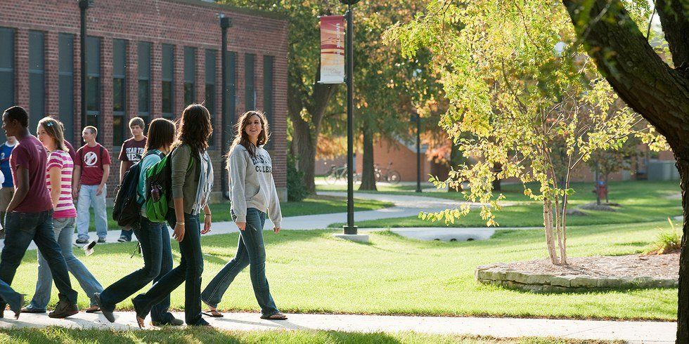 7 Reasons to Hate College Campuses