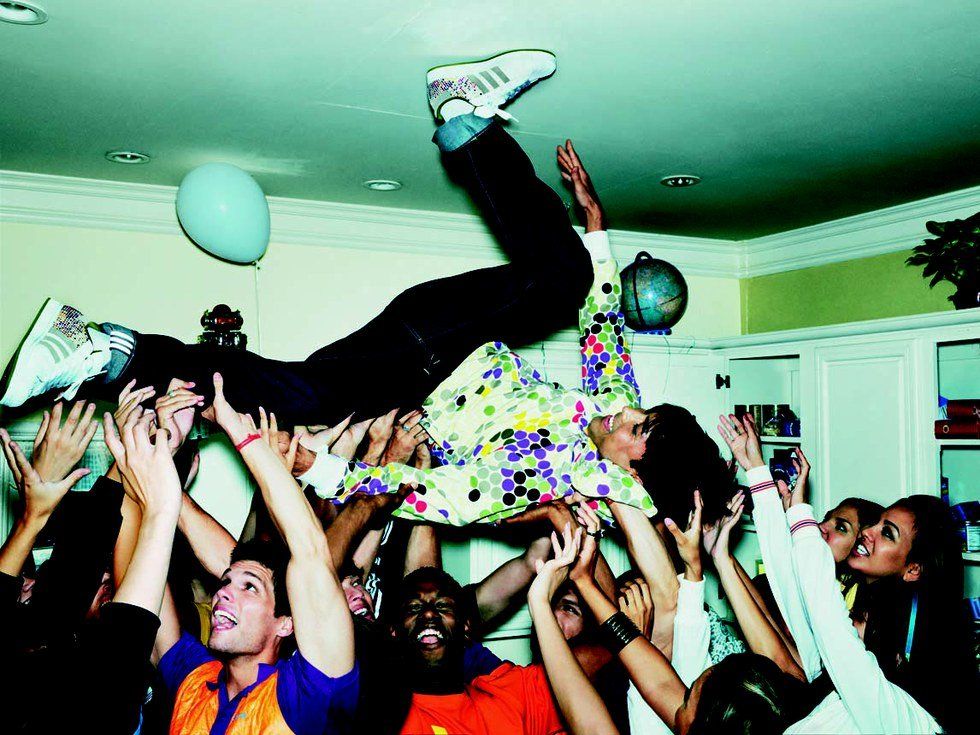 25 Thoughts Every Girl Has In A Frat House