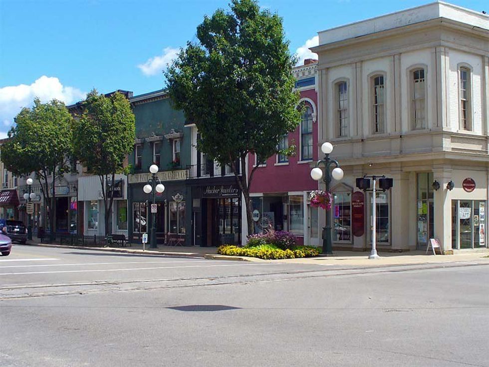 10 Reasons Why Small Towns Are The Bomb