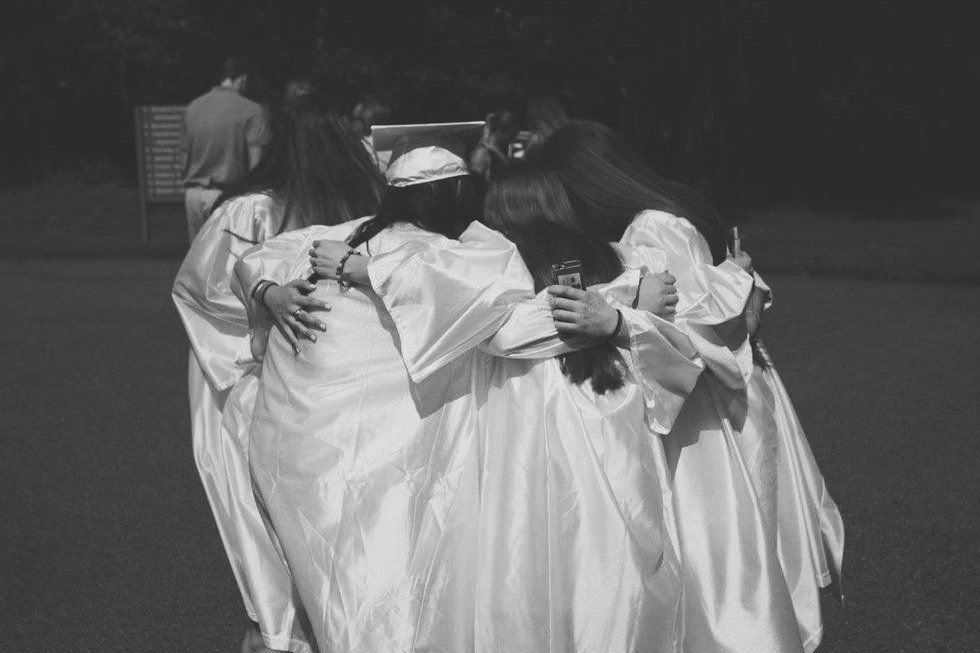 How College Brought Me Closer To My Friends From Home