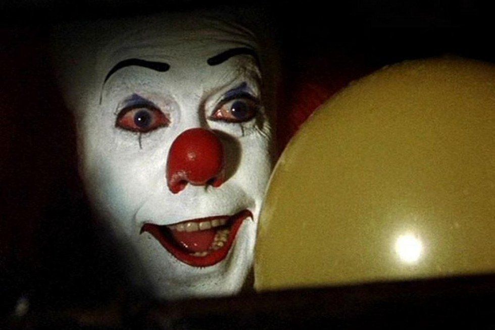 How To Avoid Clown Attacks (According To Horror Movie Logic)