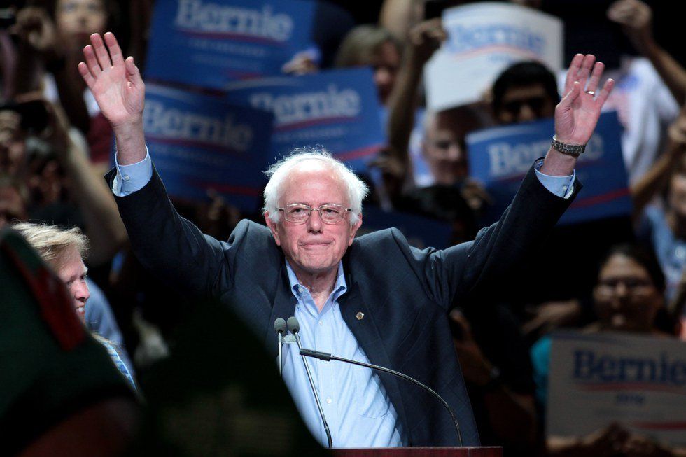 Top 10 Bernie Sanders Tweets From The Debate