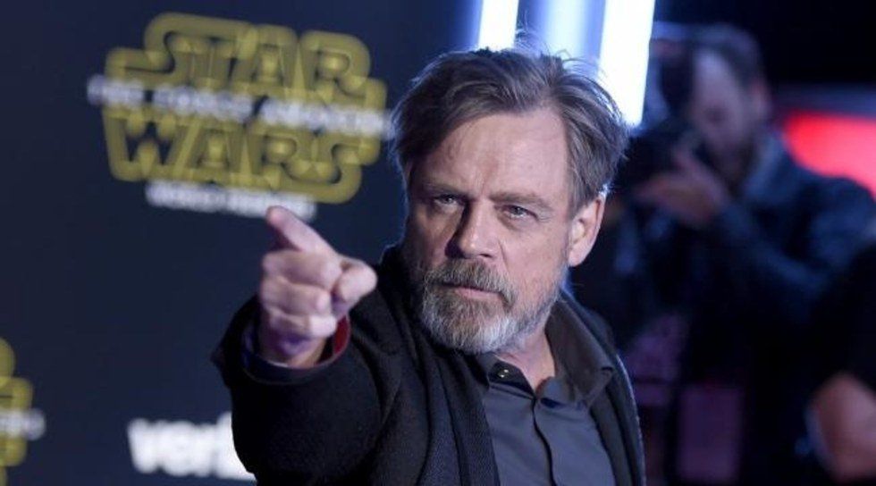 10 Tweets That Prove Why Mark Hamill Is The Best