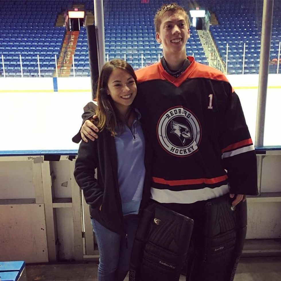 8 Things A Hockey Girlfriend Knows All Too Well