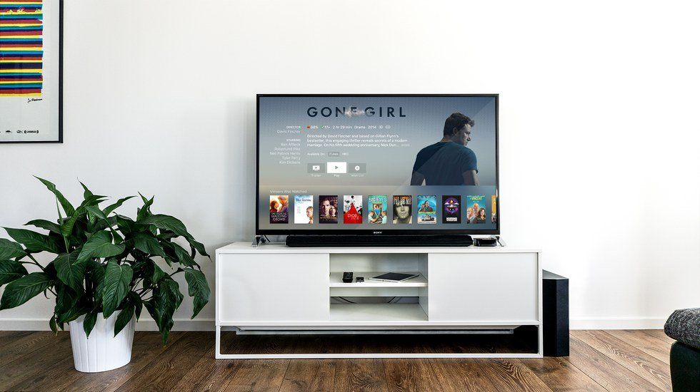 Netflix And Chill: The Reality Of The Fad