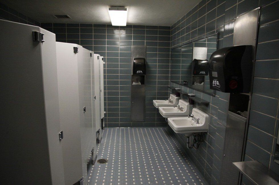 Why You Should Rate The Bathrooms On Your Campus