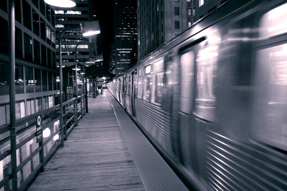 5 Thoughts You Have While Commuting in Chicago