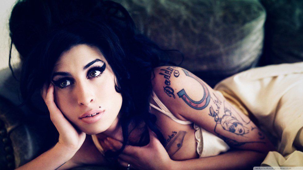 5 Amy Winehouse Song's You Should Know