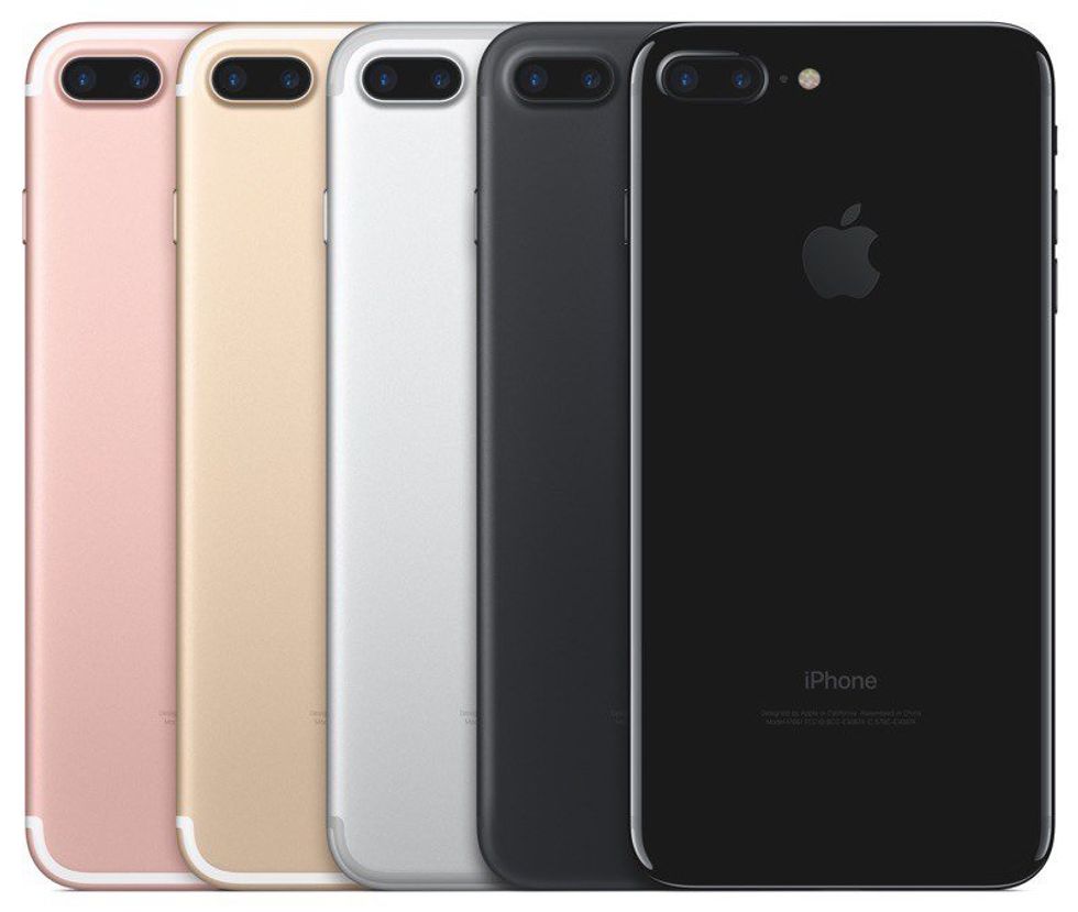 Glitch Or Trick: Apple’s Older Model iPhones And The Release Of The iPhone 7