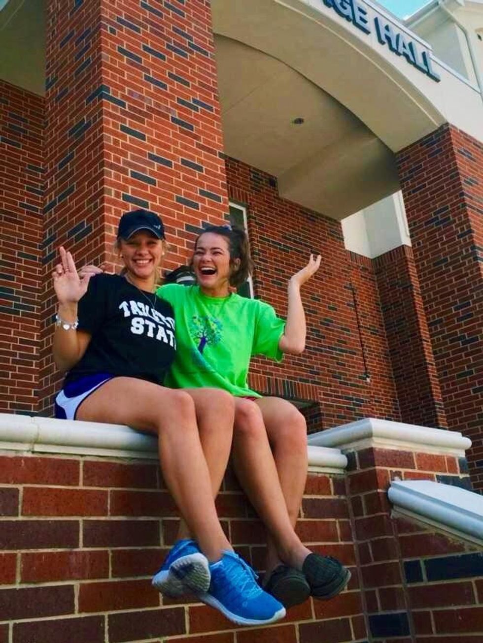 7 Reasons Why You Should Live With Your Best Friend In College