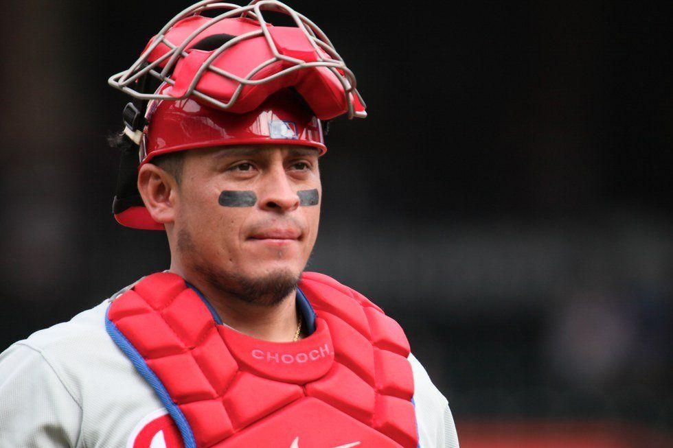 Phillies Trade Ruiz To Dodgers