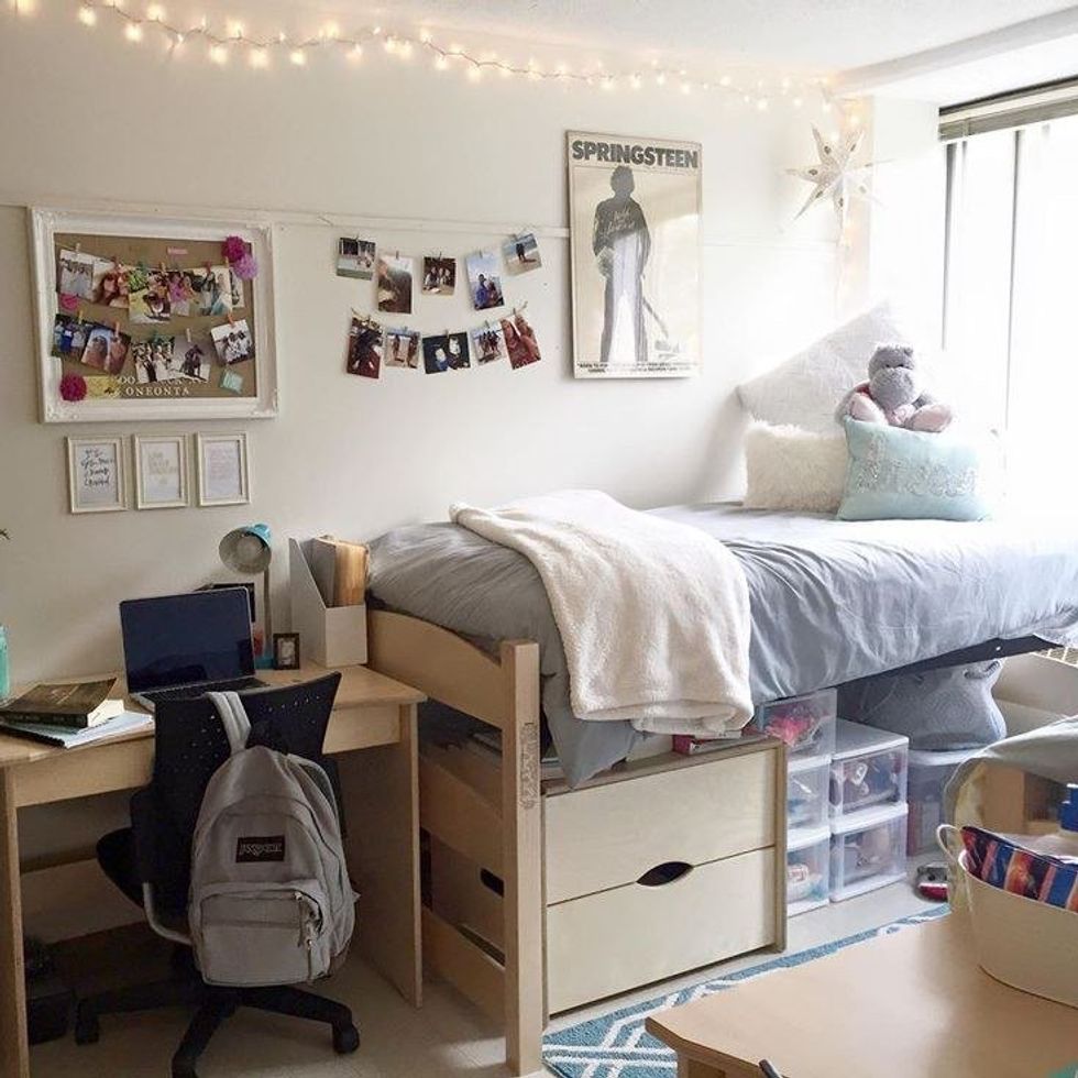 3 Easy Ways to Make Your Dorm Room Feel Like Home