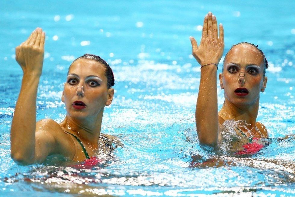 10 Struggles Of Being A Synchronized Swimmer