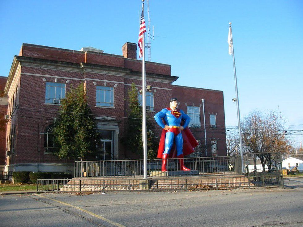 12 Signs You Grew Up in Metropolis, Illinois