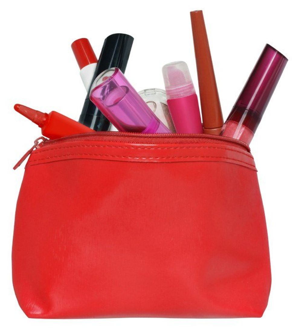 Top 4 Beauty Essentials For Your Book Bag