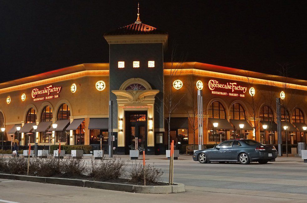 11 Phrases Cheesecake Factory Employees Are Tired Of Hearing