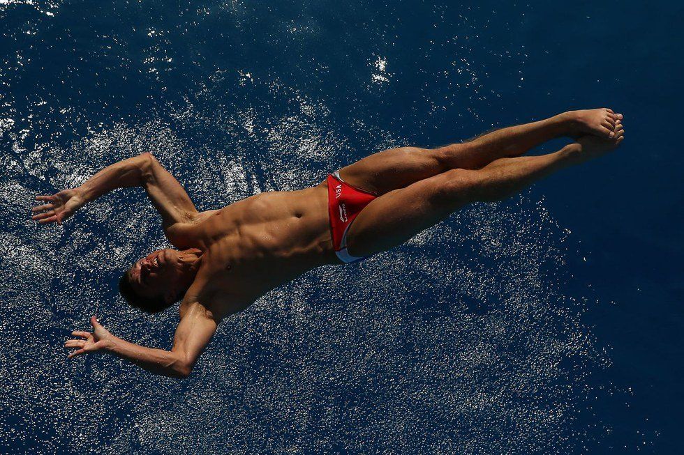 12 Stages Of Going Out: As Told by Olympic Divers