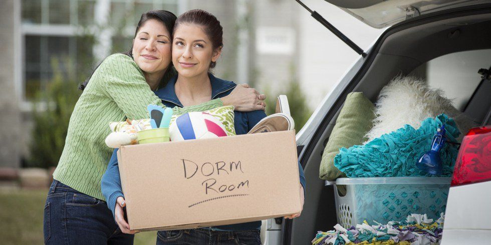 6 Tips for Moving Into A College Dorm