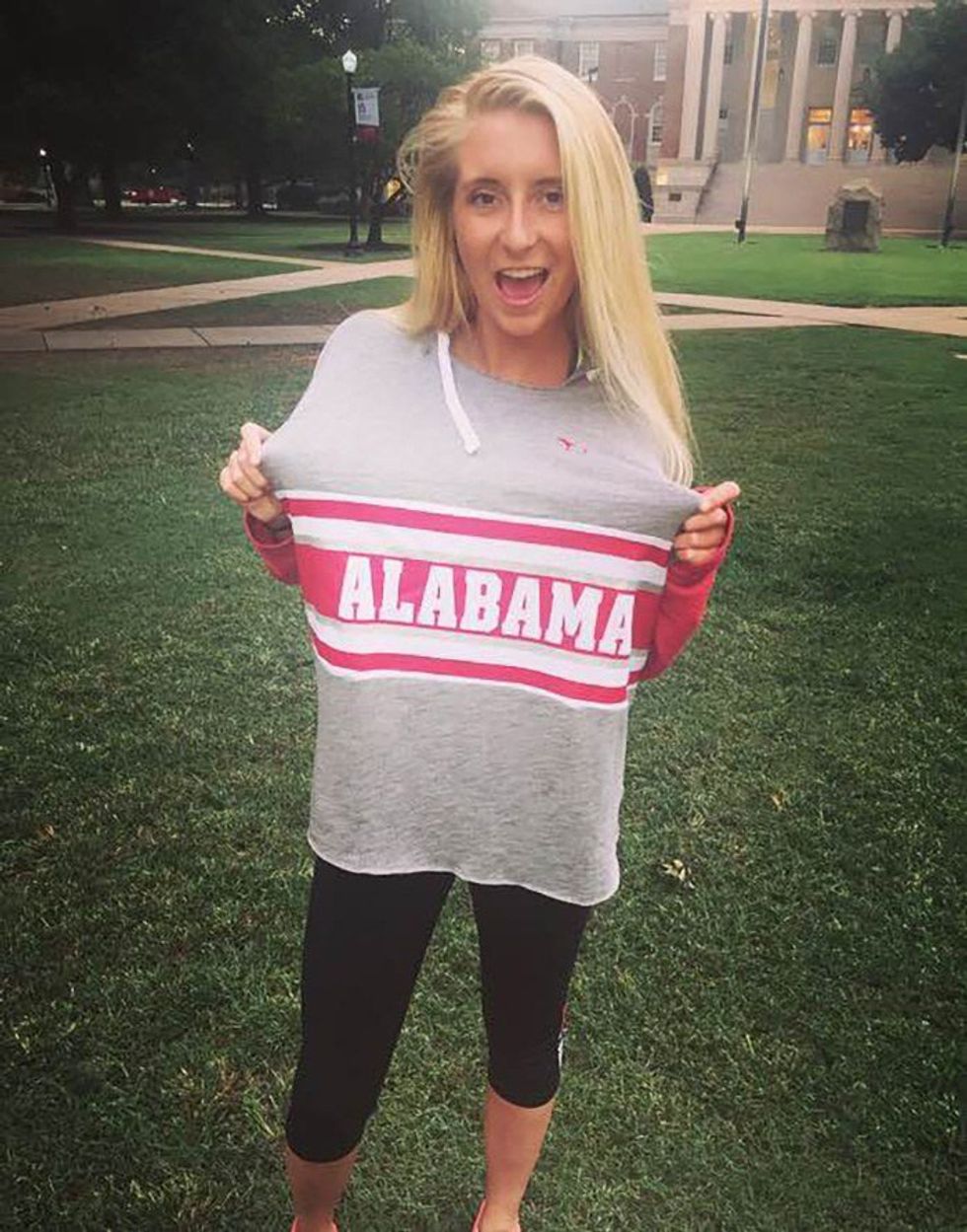 9 Things Every Alabama Girl Has In Her Closet For Game Day