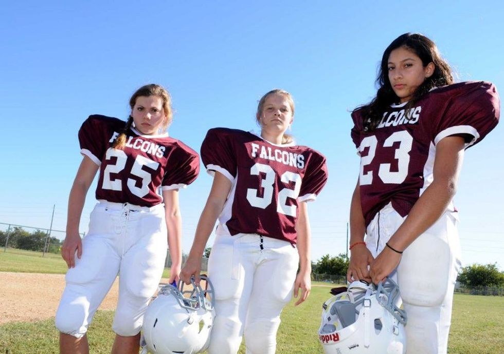 12 Things Only Football Girls Understand