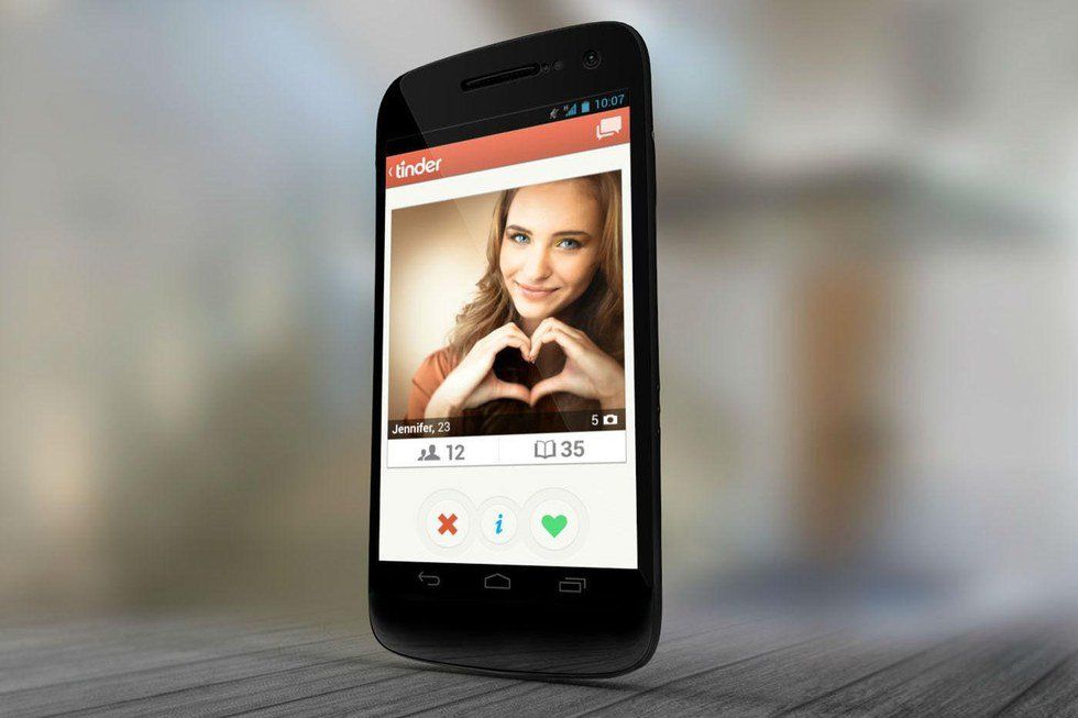 I Messaged 50 Guys On Tinder With One Pick-Up Line And Here's What I Got...