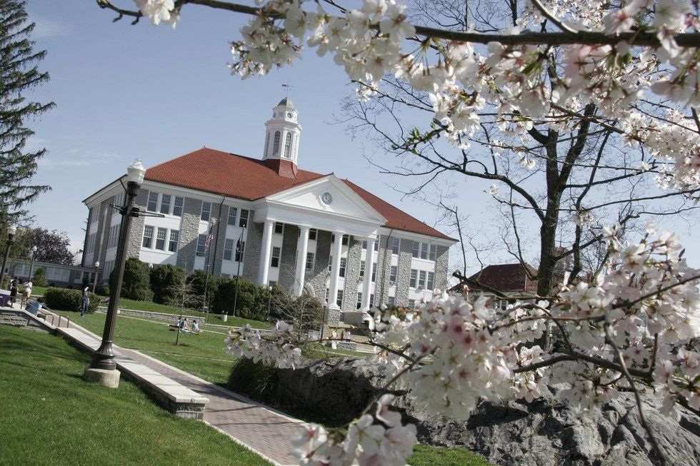 FROG Week: Every JMU Student's End Of Summer Vacation