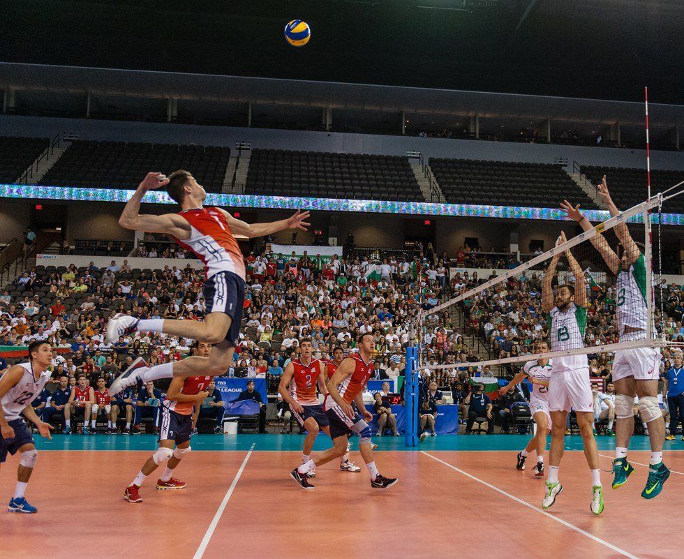 Why You Should Think About Playing Men's Volleyball