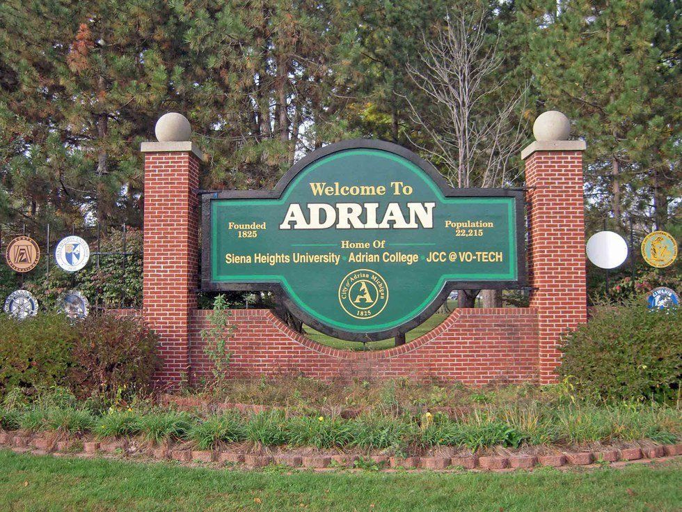 12 Things College Students Do In Adrian Michigan