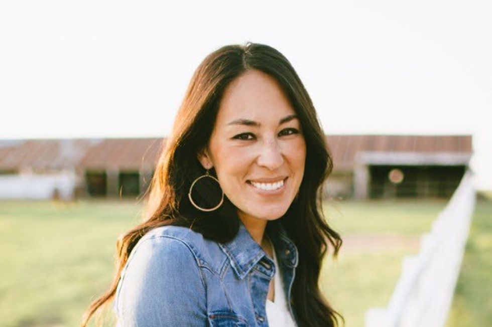 In A World Full Of Kim Kardashians, Be A Joanna Gaines