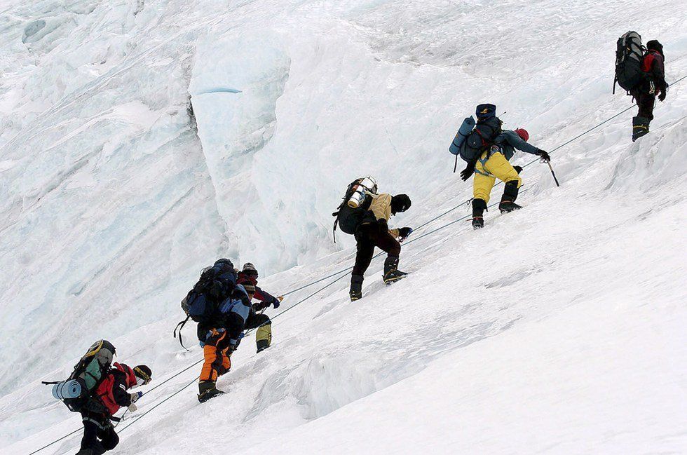 ​Dying For Glory: 5 Fatal Stories From Mt. Everest