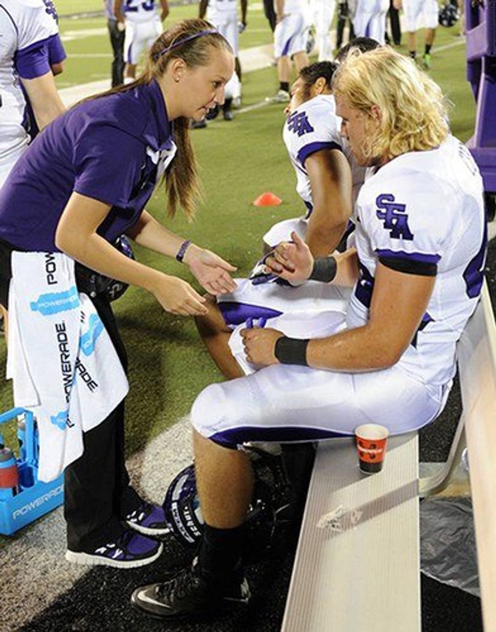 Female Athletic Trainers In Professional Sports