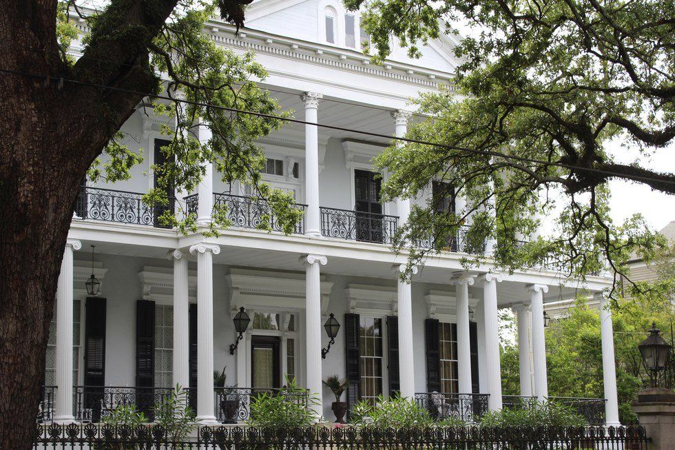 The Garden District: New Orleans' Haunted And Historical Gem